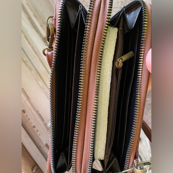 sam edelman wallet with crossbody - Picture 2 of 3